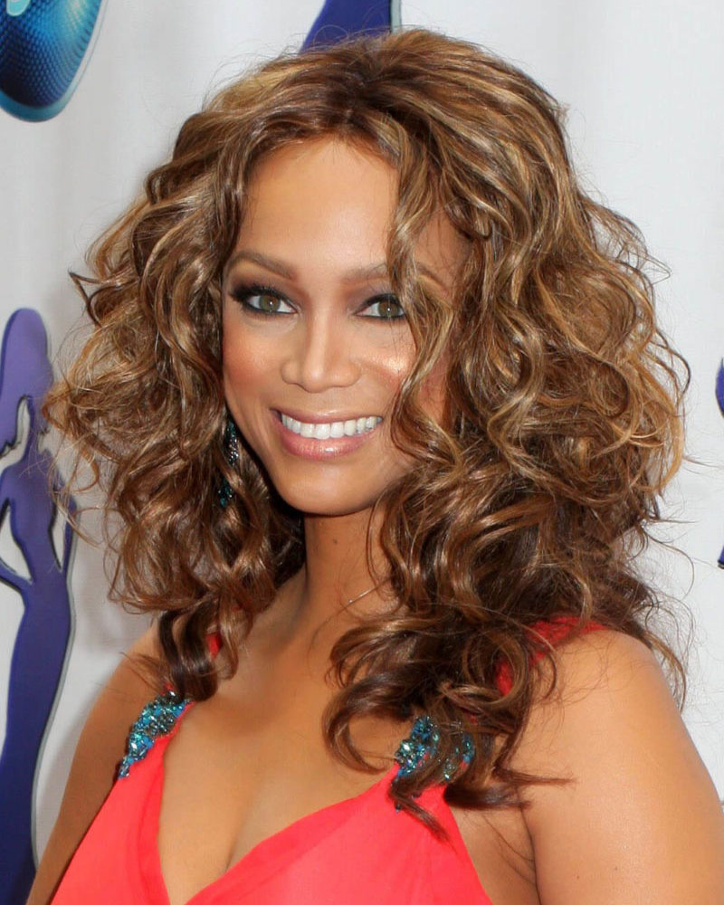medium length hairstyles women shoulder length layered curly hair Luxe Digital